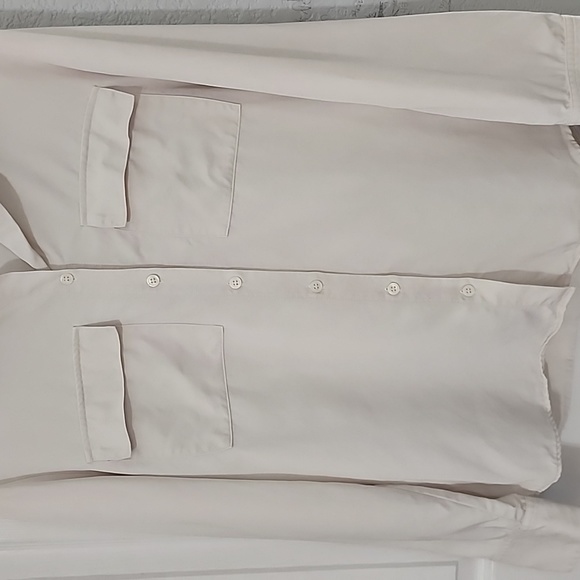 Reformation long-sleeved button down top size S - Picture 4 of 7